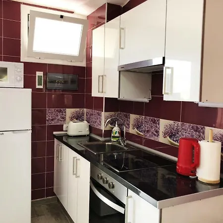 Apartment Lovely 1-bedroom With A Big Terrace, Americas, Tenerife Arona (Tenerife)