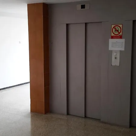 Lovely 1-bedroom With A Big Terrace, Americas, Tenerife Appartamento